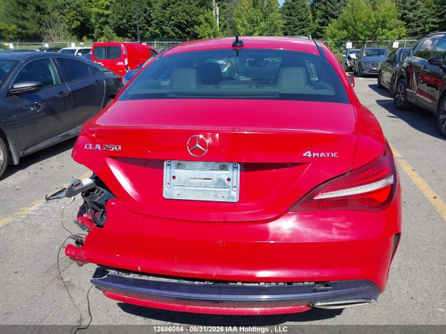 WDDSJ4GB8JN589474 Mercedes-Benz CLA 250 4MATIC
