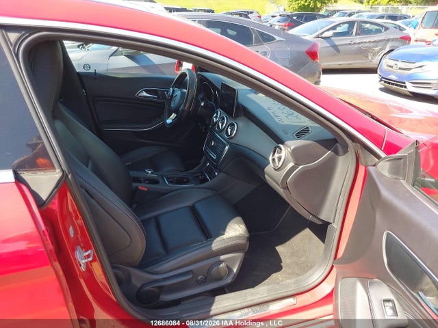 WDDSJ4GB8JN589474 Mercedes-Benz CLA 250 4MATIC