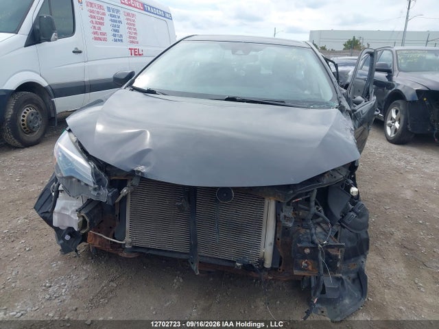 2T1BURHE6KC139883 Toyota COROLLA LE