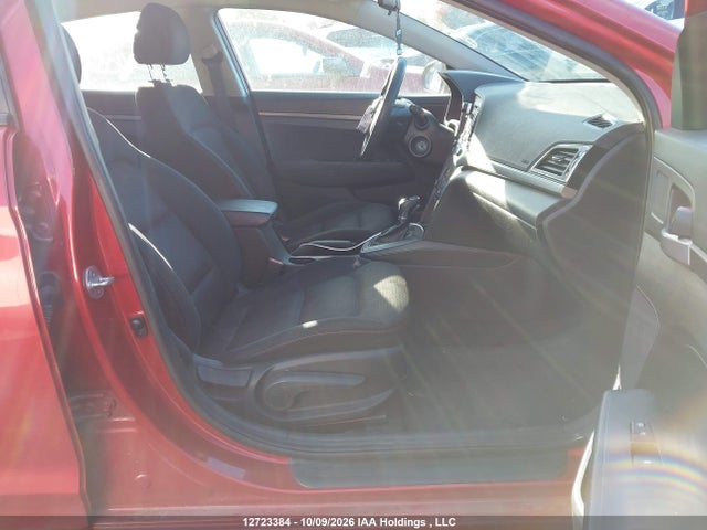 5NPD74LF9JH221105 Hyundai Elantra Le