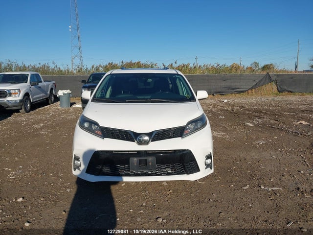 5TDXZ3DC0LS025539 Toyota Sienna Se/se Premium