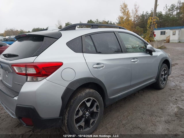 Subaru Crosstrek 2018 JF2GTABC5J9351875 Image 13