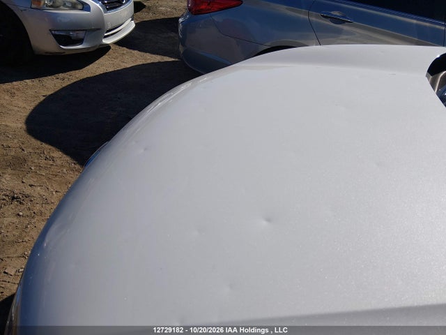 Honda CR-V 2019 2HKRW1H31KH002694 Image 6