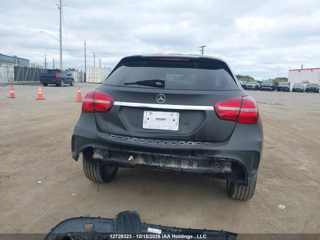 WDCTG4GB5JJ382247 Mercedes-Benz Gla 250 4matic