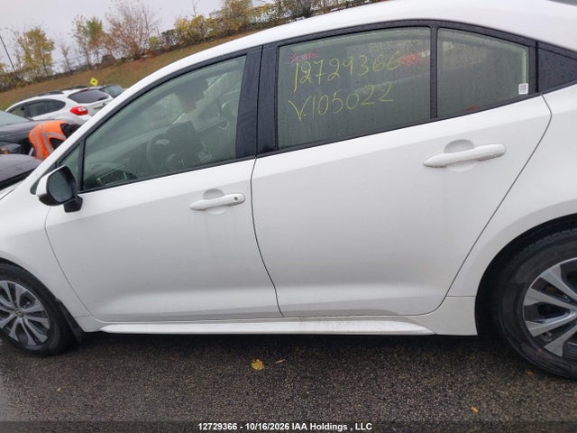 Toyota Corolla Hybrid Le 2025 JTDBCMFE2S3105022 Image 14