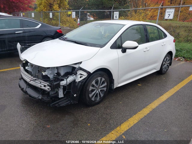 Toyota Corolla Hybrid Le 2025 JTDBCMFE2S3105022 Image 2