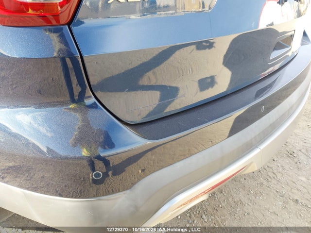 12729370 :رقم المزاد ، 1FM5K8D8XHGD60812 vin ، 2017 Ford Explorer Xlt مزاد بيع