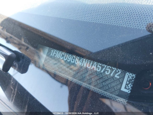 1FMCU9G64NUA57572 Ford ESCAPE SE