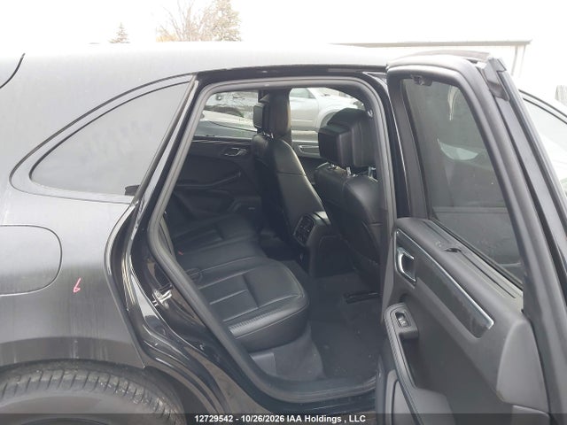 Porsche Macan Gts 2018 WP1AG2A53JLB64802 Image 8