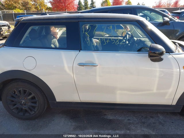 Продаж на аукціоні авто 2015 Mini Cooper, vin: WMWXM5C55F3A97582, номер лоту: 12729582