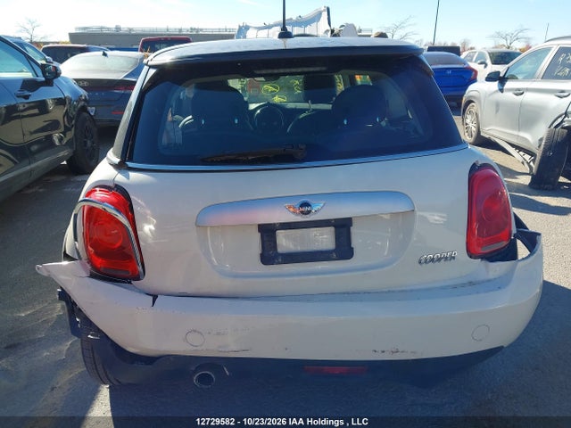 Продаж на аукціоні авто 2015 Mini Cooper, vin: WMWXM5C55F3A97582, номер лоту: 12729582