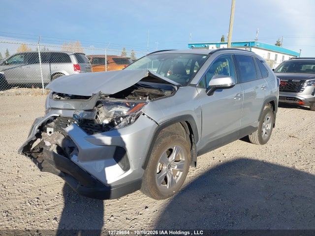 2T3RWRFV2NW132967 Toyota Rav4 Xle