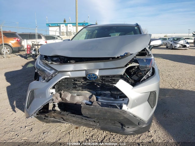 2T3RWRFV2NW132967 Toyota Rav4 Xle