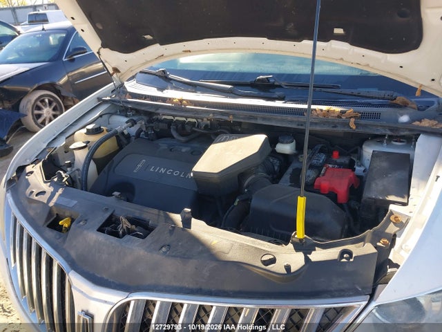 Продажа на аукционе авто 2011 Lincoln Mkx, vin: 2LMDJ8JK7BBJ26287, номер лота: 12729793