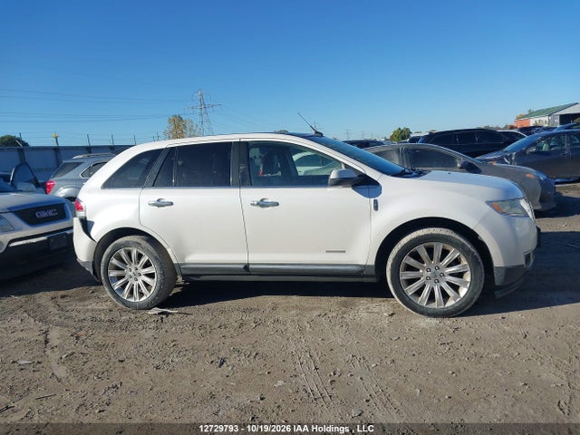 Продажа на аукционе авто 2011 Lincoln Mkx, vin: 2LMDJ8JK7BBJ26287, номер лота: 12729793