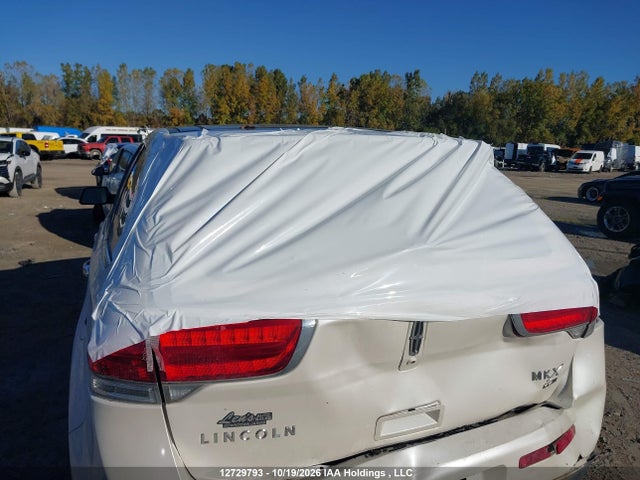 Продажа на аукционе авто 2011 Lincoln Mkx, vin: 2LMDJ8JK7BBJ26287, номер лота: 12729793