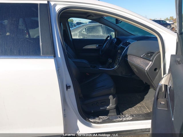 Продажа на аукционе авто 2011 Lincoln Mkx, vin: 2LMDJ8JK7BBJ26287, номер лота: 12729793