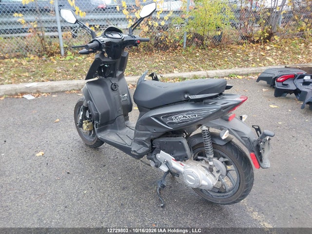 Vespa Primavera 2023 ZAPC506B9P4004802 Image 3