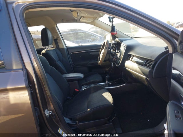 Mitsubishi Outlander Es 2019 JA4AZ2A3XKZ606817 Image 5