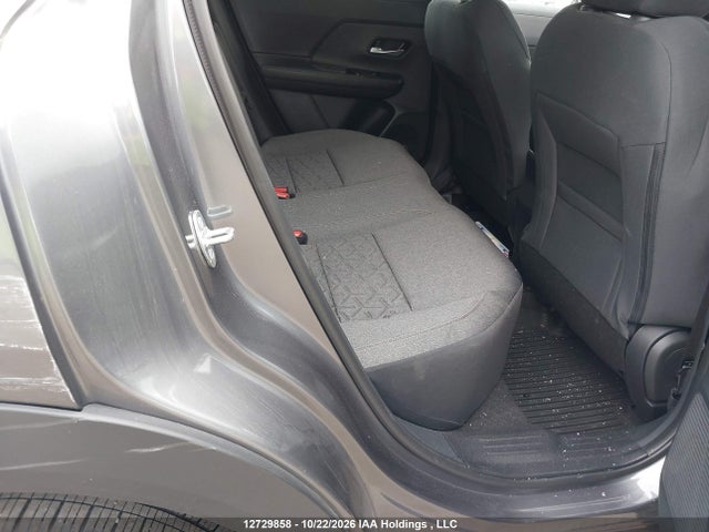 Nissan KICKS SV 2025 3N8AP6CB2SL421759 Image 8