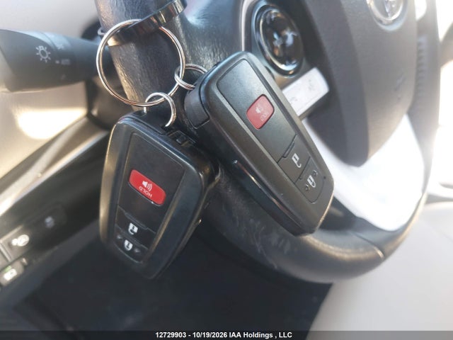 JTDKARFU9H3528182 Toyota Prius