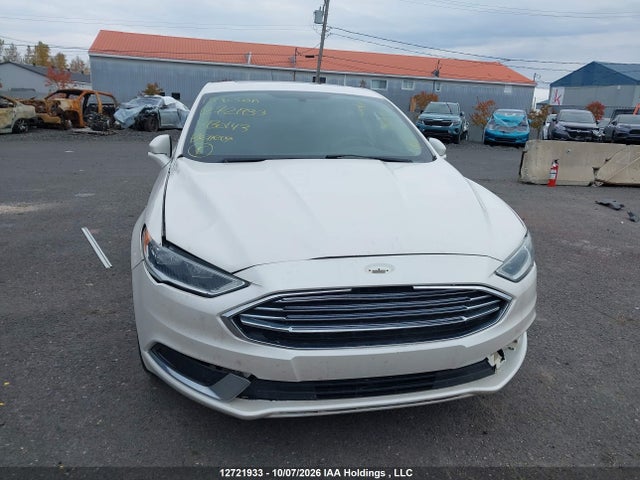 12721933 :رقم المزاد ، 3FA6P0PU4JR130143 vin ، 2018 Ford Fusion Energi Se Luxury مزاد بيع