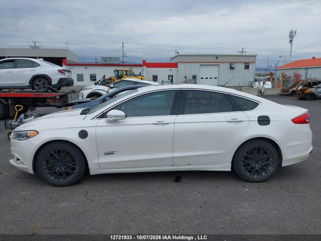 12721933 :رقم المزاد ، 3FA6P0PU4JR130143 vin ، 2018 Ford Fusion Energi Se Luxury مزاد بيع