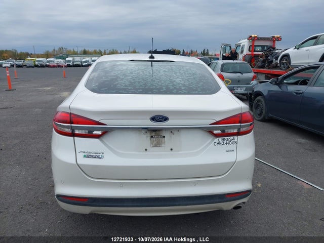 12721933 :رقم المزاد ، 3FA6P0PU4JR130143 vin ، 2018 Ford Fusion Energi Se Luxury مزاد بيع