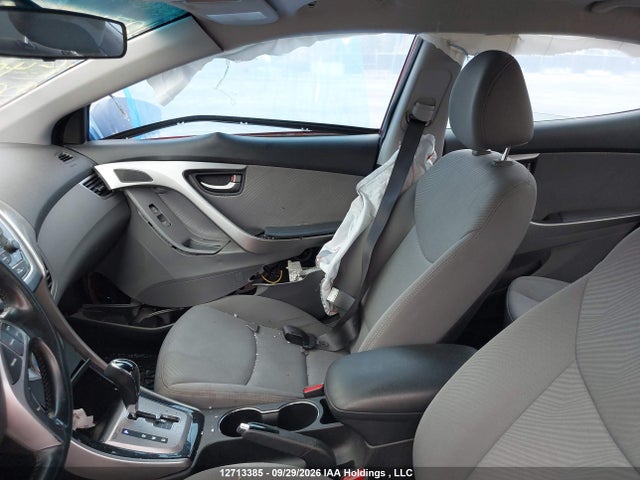 Продажа на аукционе авто 2013 Hyundai Elantra Gls, vin: 5NPDH4AE2DH401652, номер лота: 12713385