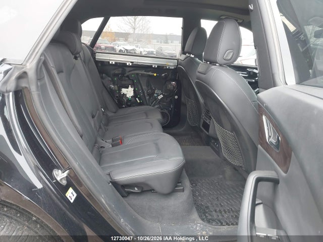Audi Q8 Prestige S-line 2019 WA1FVAF11KD010074 Image 8