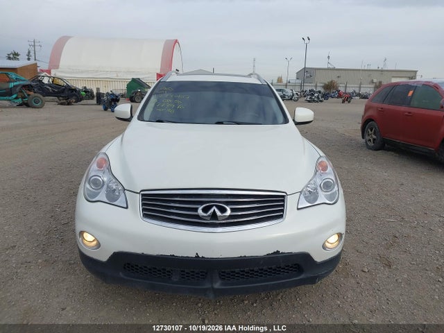 Продажа на аукционе авто 2015 Infiniti Qx50, vin: JN1BJ0HR0FM773970, номер лота: 12730107