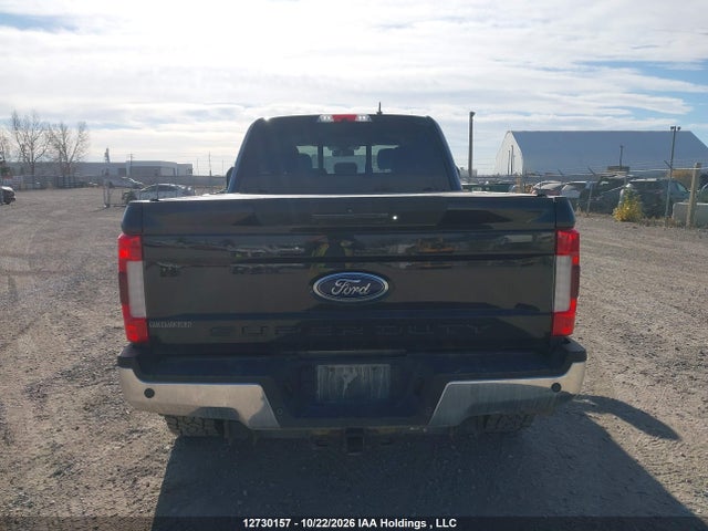 Ford F-350 Lariat 2019 1FT8W3BTXKEF86710 Image 17