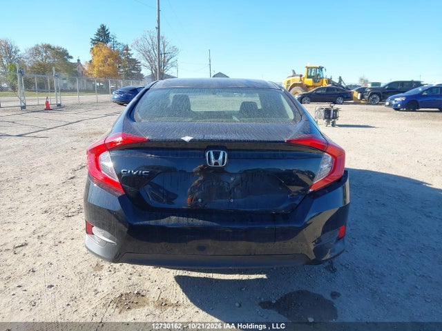 12730162 :رقم المزاد ، 2HGFC2F57JH010412 vin ، 2018 Honda Civic Lx مزاد بيع
