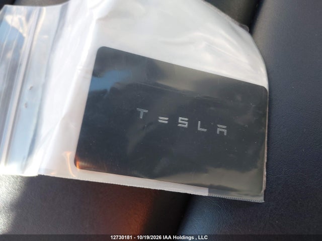 12730181 :رقم المزاد ، 5YJ3E1EB4KF393827 vin ، 2019 Tesla Model 3 Long Range/performance مزاد بيع
