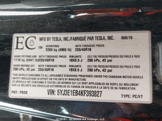 12730181 :رقم المزاد ، 5YJ3E1EB4KF393827 vin ، 2019 Tesla Model 3 Long Range/performance مزاد بيع