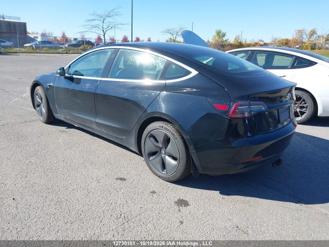 12730181 :رقم المزاد ، 5YJ3E1EB4KF393827 vin ، 2019 Tesla Model 3 Long Range/performance مزاد بيع