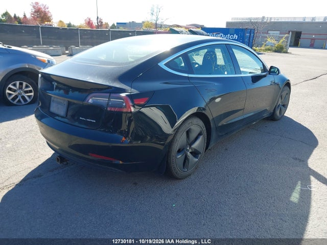 12730181 :رقم المزاد ، 5YJ3E1EB4KF393827 vin ، 2019 Tesla Model 3 Long Range/performance مزاد بيع