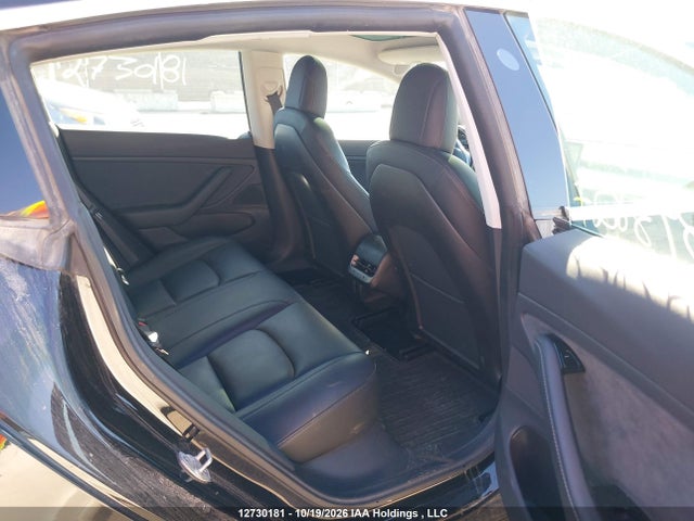 12730181 :رقم المزاد ، 5YJ3E1EB4KF393827 vin ، 2019 Tesla Model 3 Long Range/performance مزاد بيع