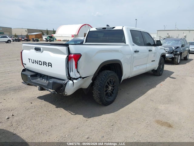 Продаж на аукціоні авто 2024 Toyota Tundra Limited 4x4, vin: 5TFJA5EC3RX033063, номер лоту: 12667278