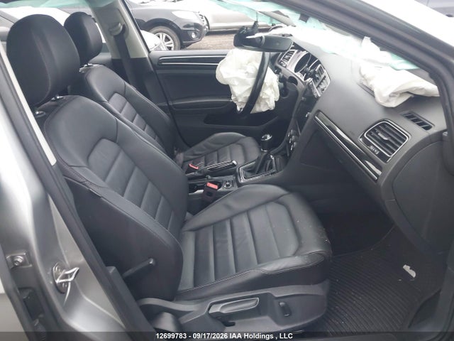 3VWA17AU0JM264374 Volkswagen Golf 1.8 Tsi Highline