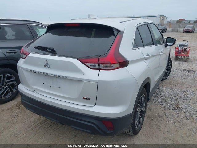 JA4ATUAA2NZ602924 Mitsubishi Eclipse Cross Es