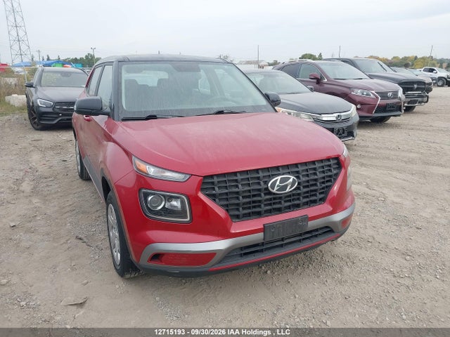 Hyundai Venue Essential Auto Ivt With Two-tone Body Colour 2021 KMHRB8A31MU126967 zdjęcie główne