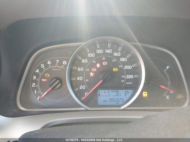 2T3ZFREVXEW128179 Toyota RAV4 LE