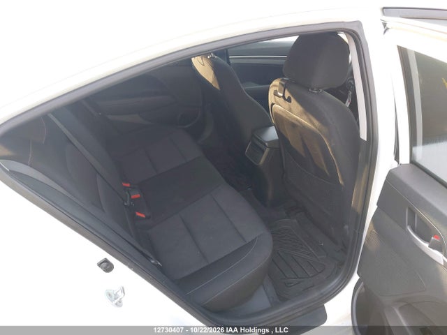 Hyundai ELANTRA SE 2017 5NPD74LF4HH137137 Image 8