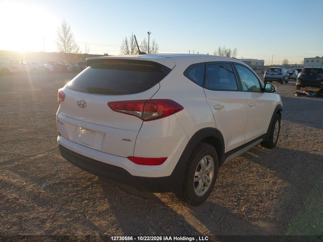 Hyundai TUCSON SE 2017 KM8J2CA42HU484447 Image 4