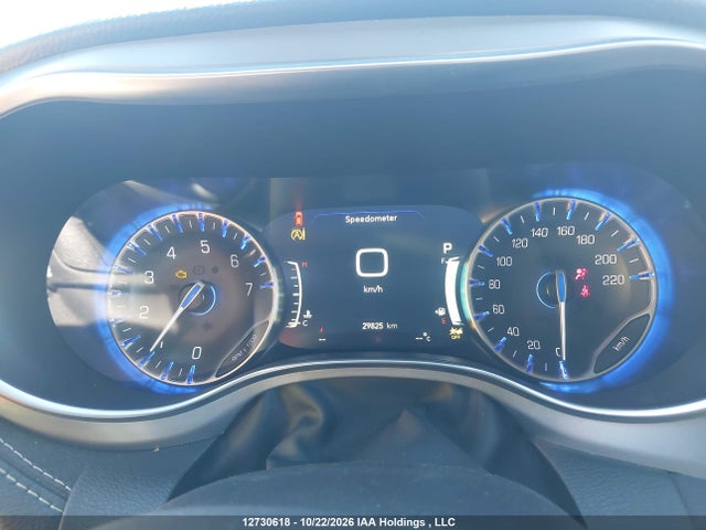 Chrysler Pacifica Limited 2026 2C4RC1GG0TR256446 Image 7