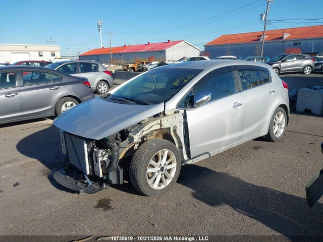 KIA FORTE EX 2017 KNAFX5A86H5728313 Image 2