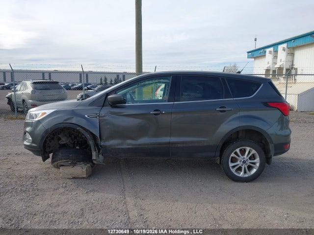 Ford ESCAPE SE 2019 1FMCU9GD4KUC40867 Image 15