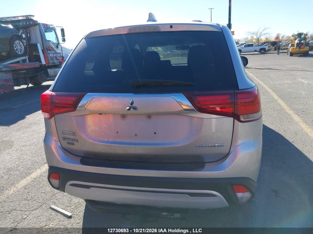 Mitsubishi Outlander Es 2019 JA4AZ2A37KZ608282 Image 16