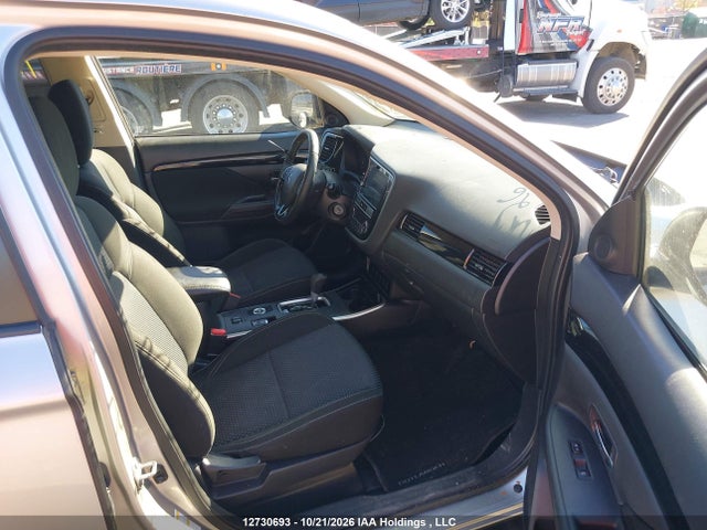 Mitsubishi Outlander Es 2019 JA4AZ2A37KZ608282 Image 5